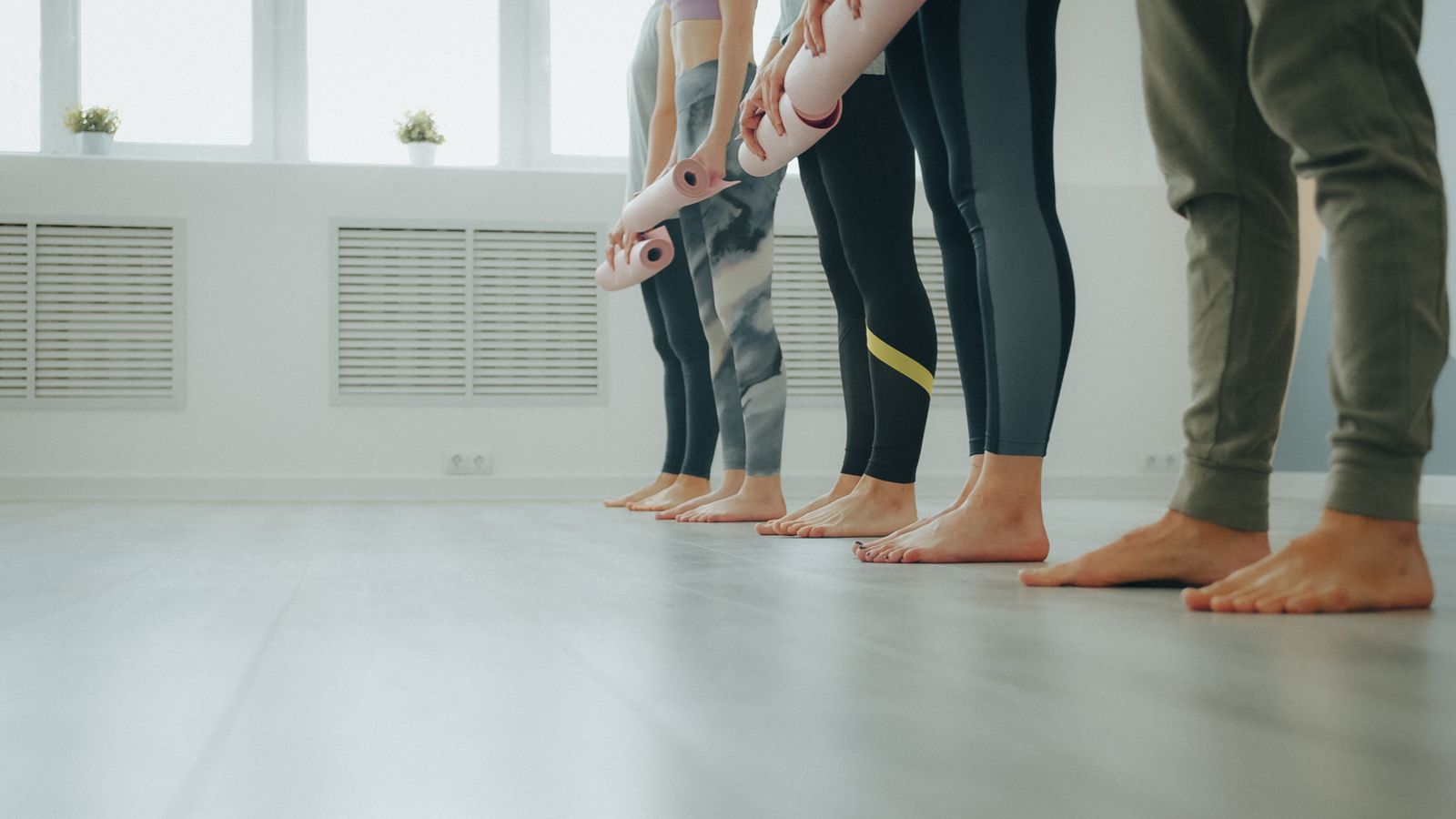 Your first yoga class: what to expect