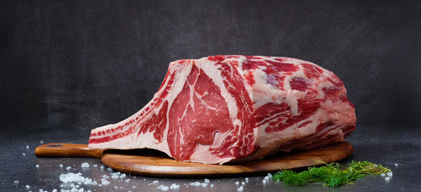 How much meat to order for a holiday roast