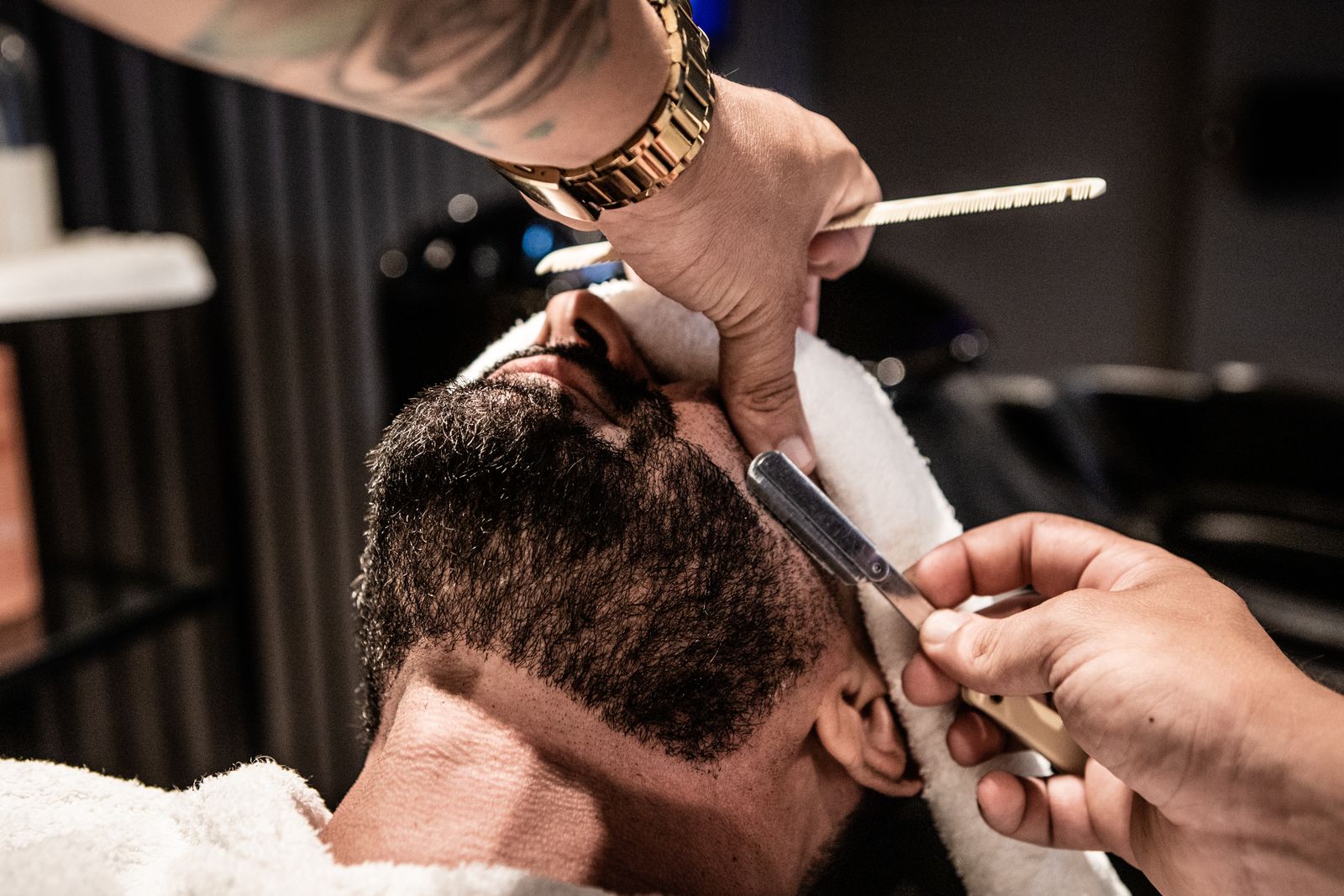 A simple beard care routine for home
