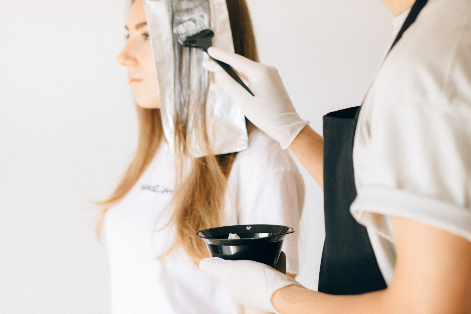 Balayage or highlights: which is right for you?