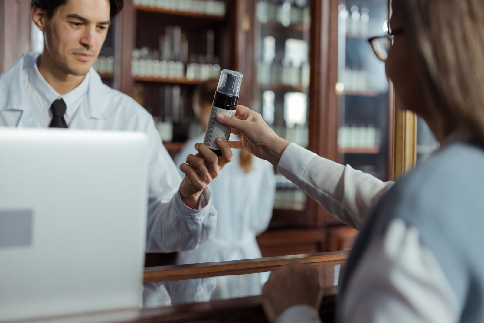 How to transfer a prescription to a new pharmacy