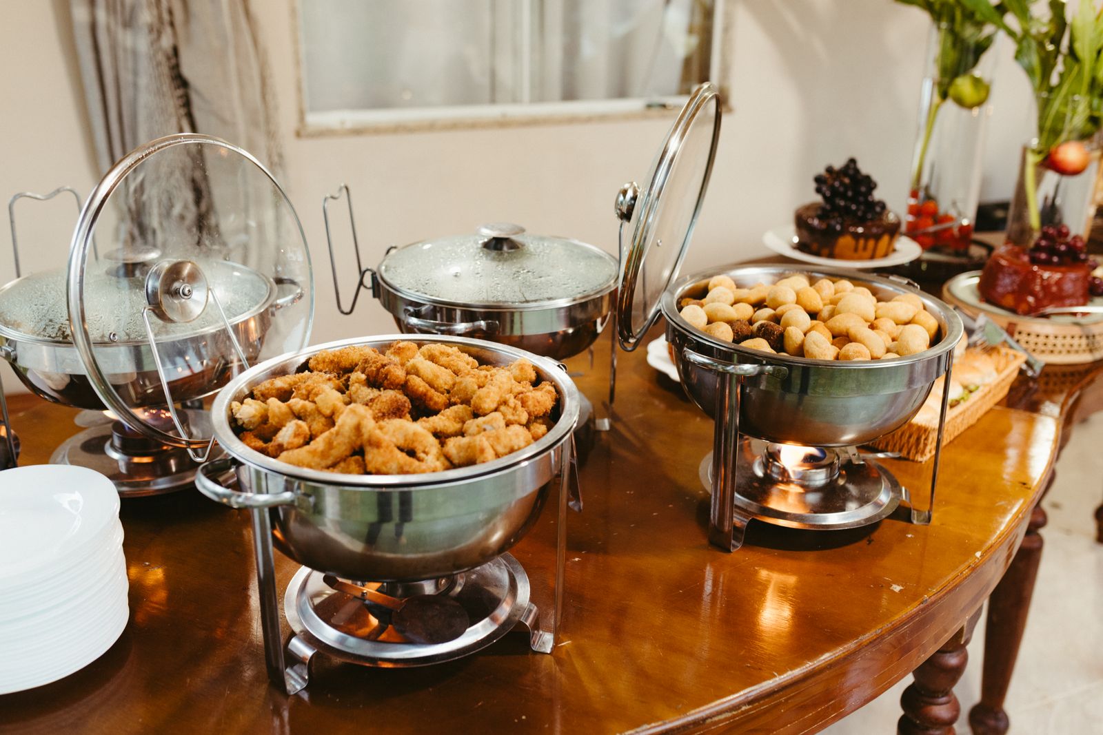 Plated, family-style or buffet? Choosing a service style