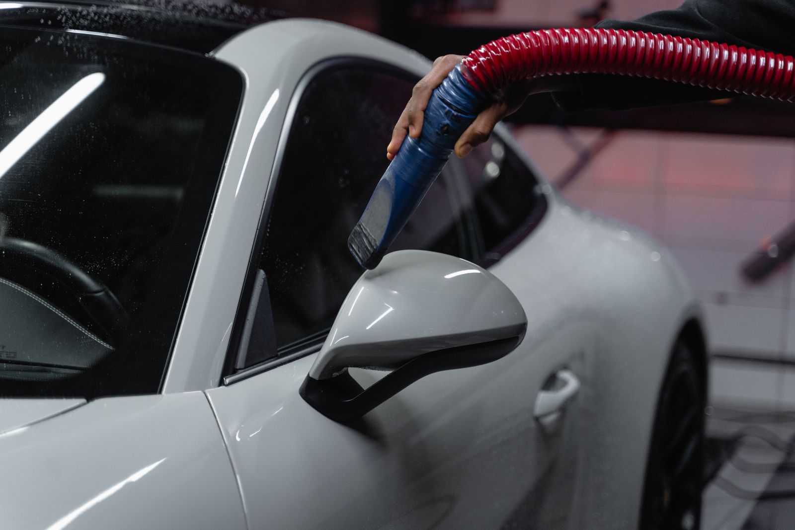 How to keep your car clean between details