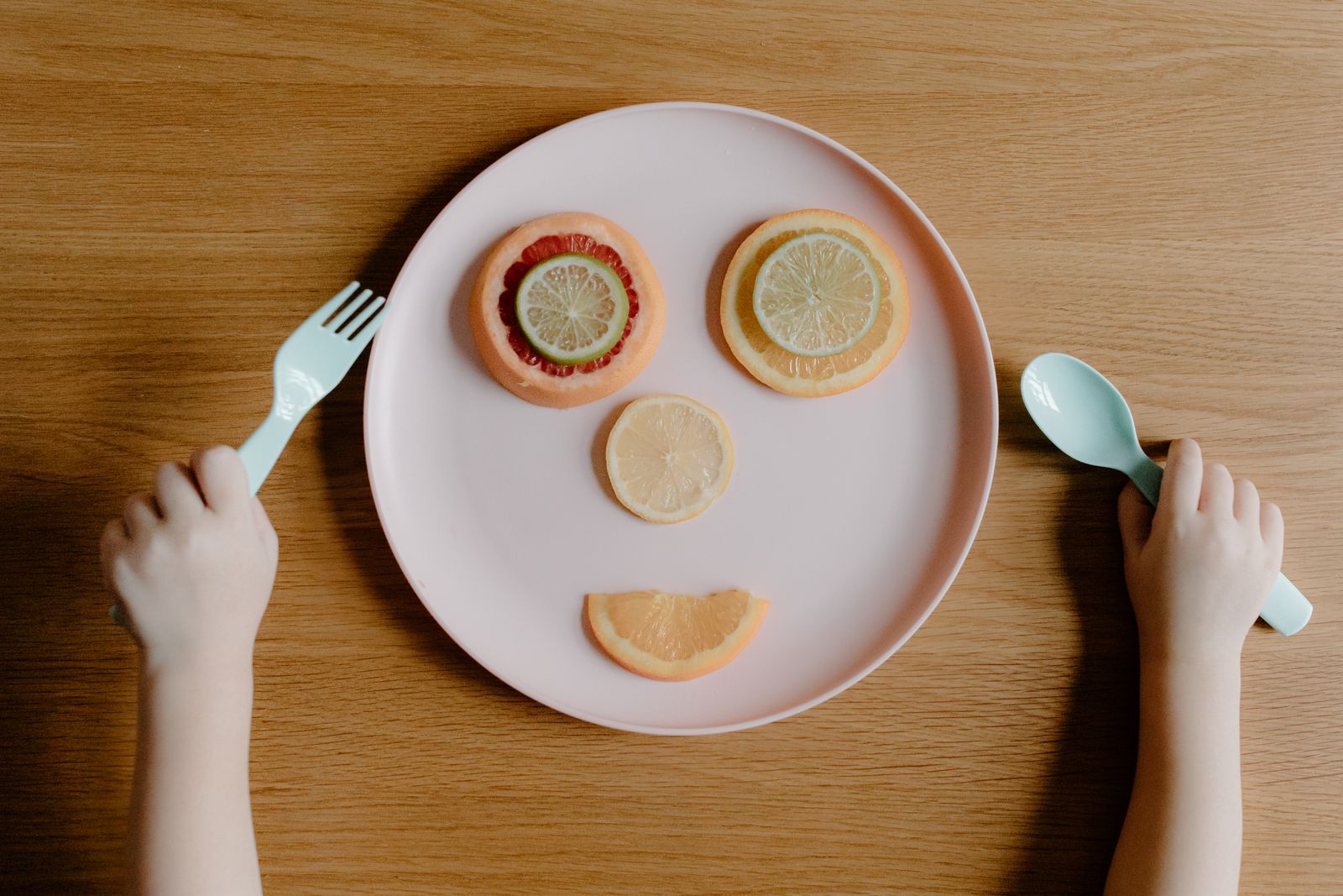 Mealtimes with toddlers: calm ways to handle fussy eating