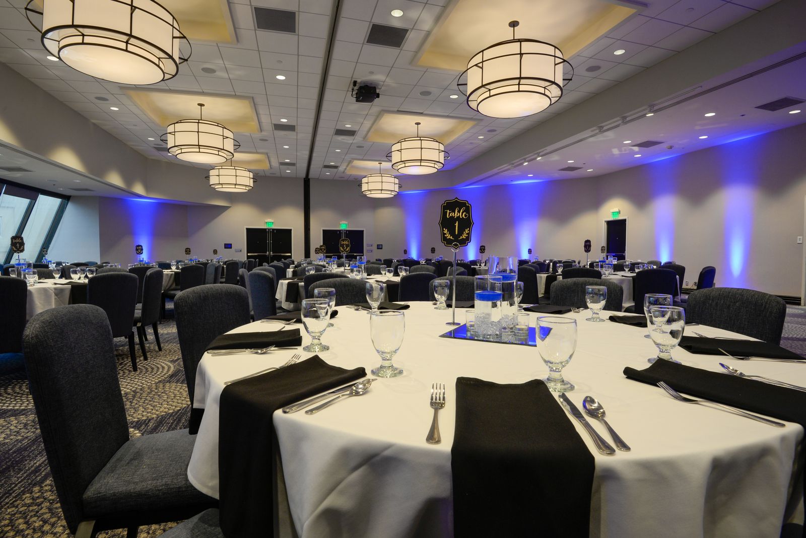 How to plan a seating layout for your event