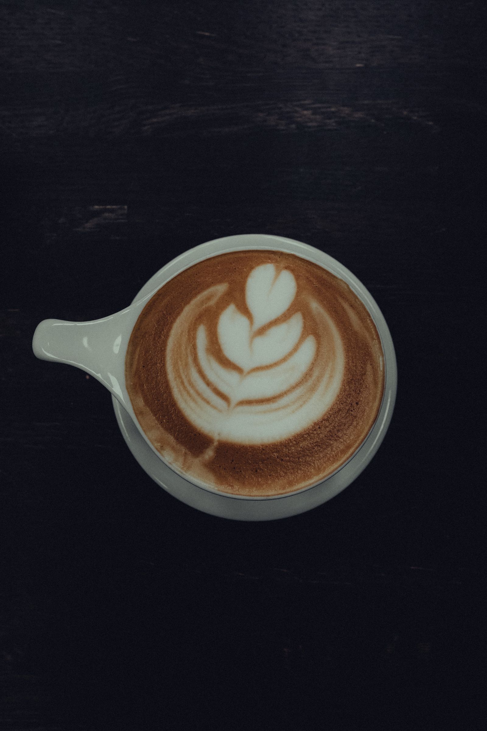 Latte art at the bar