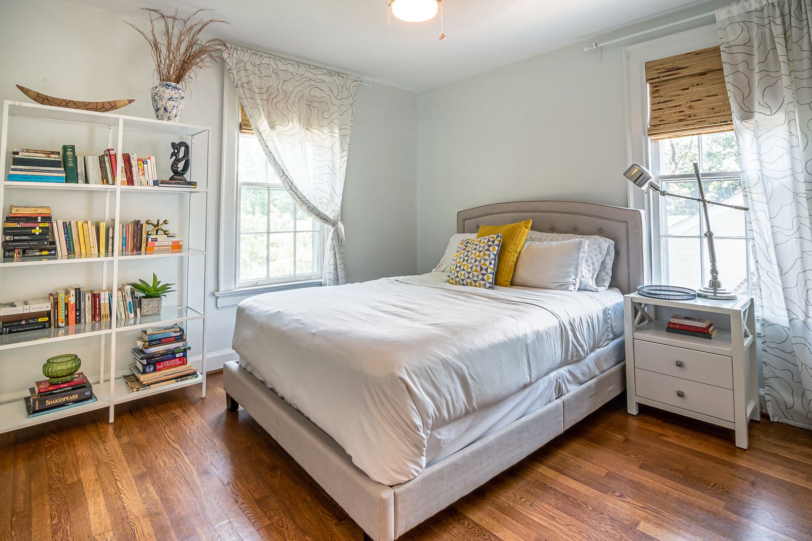 Calm main bedroom