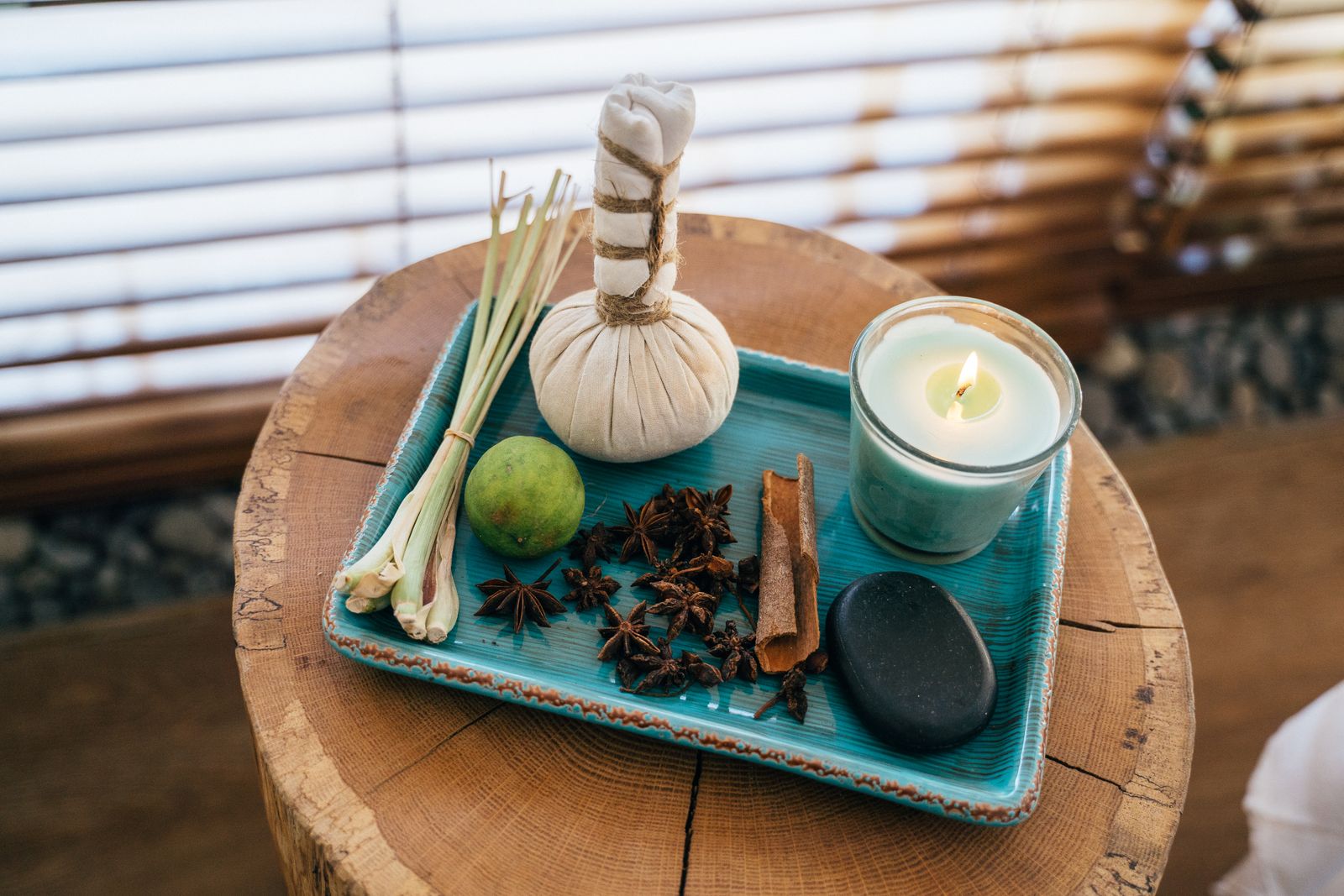 Oils & botanicals
