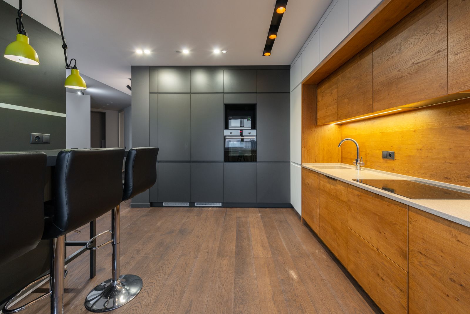 Olive family kitchen