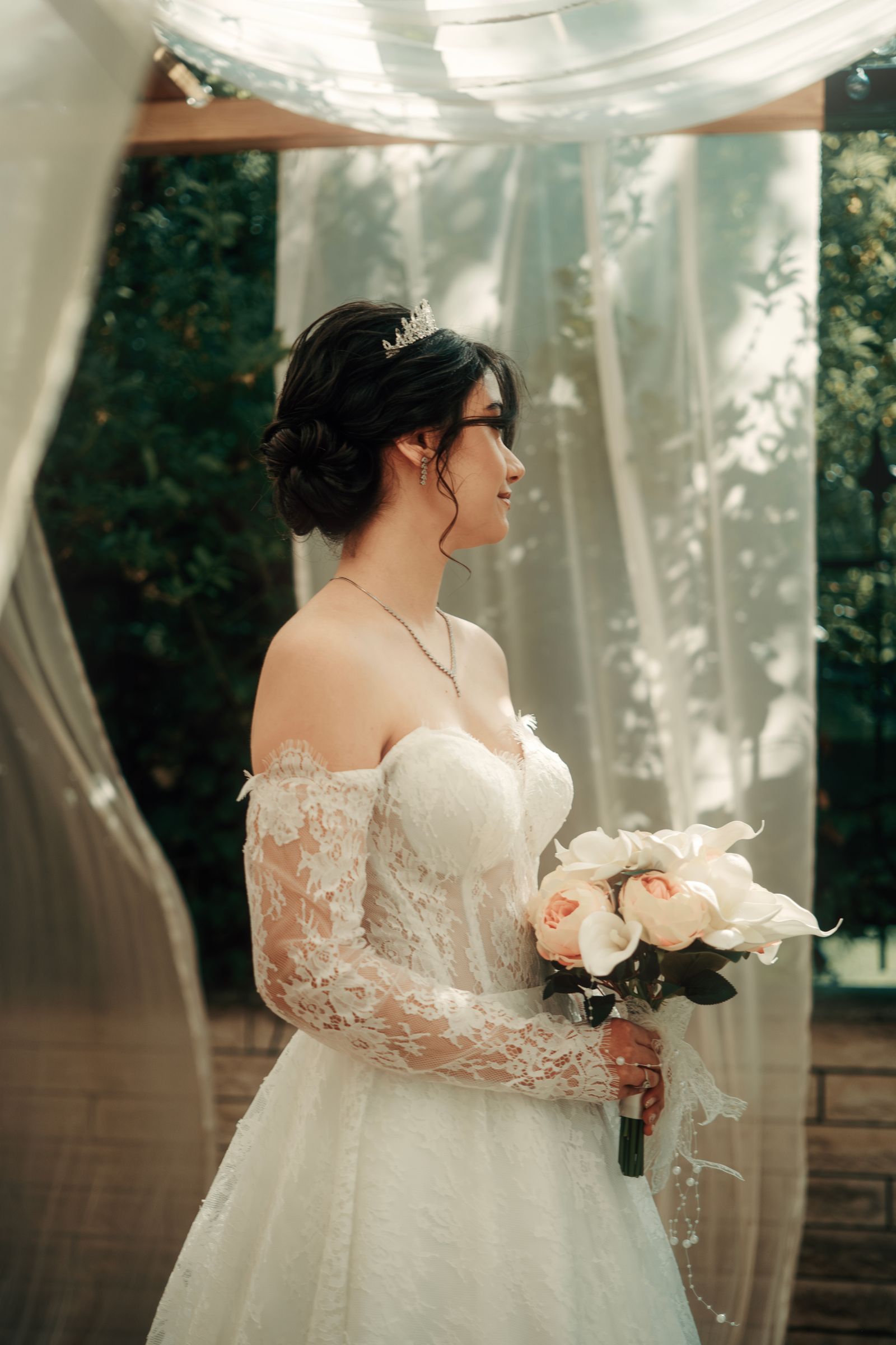 Lace A-line, spring ceremony