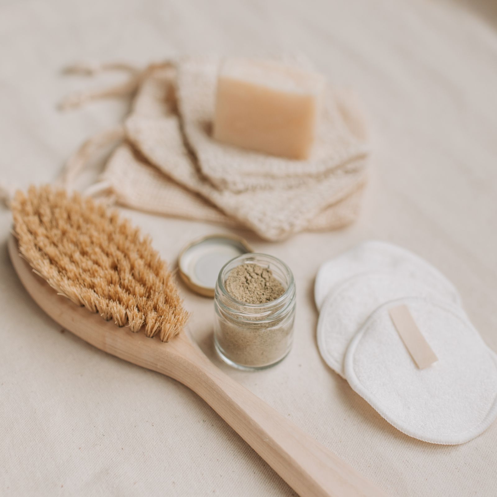 Gentle cream cleanser