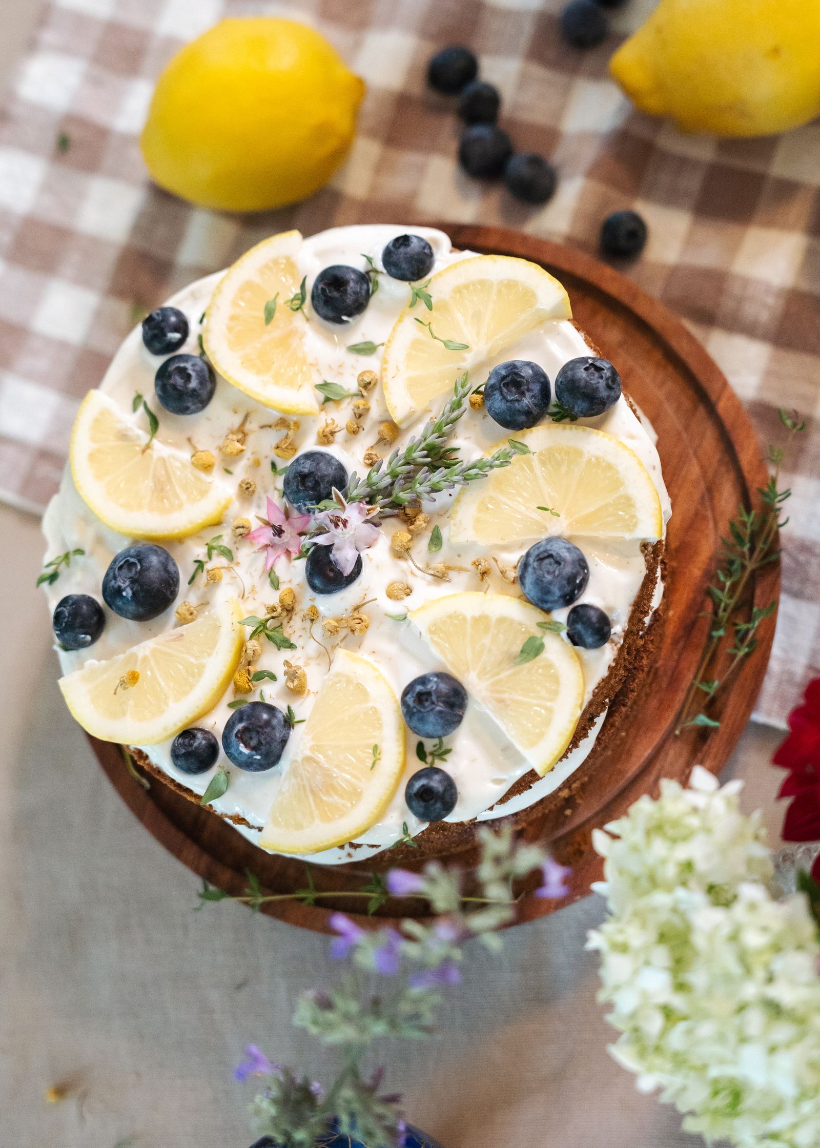 Lemon & blueberry cake